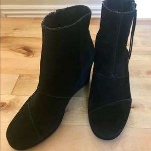 TOMS black suede desert wedge bootie - size 10